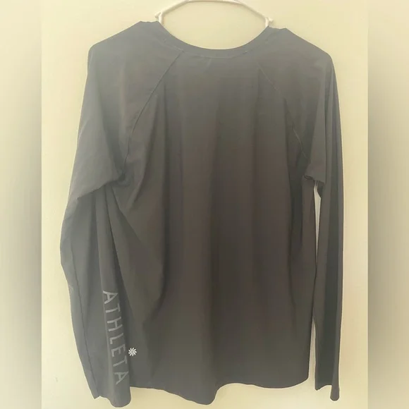 Women’s Athleta Black Long Sleeve Crew Neck Train T-Shirt S - Picture 2 of 6